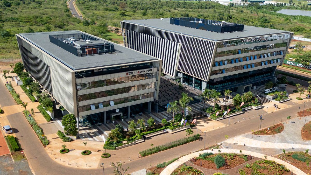 Tatu Central: Offices, shops and the city centre